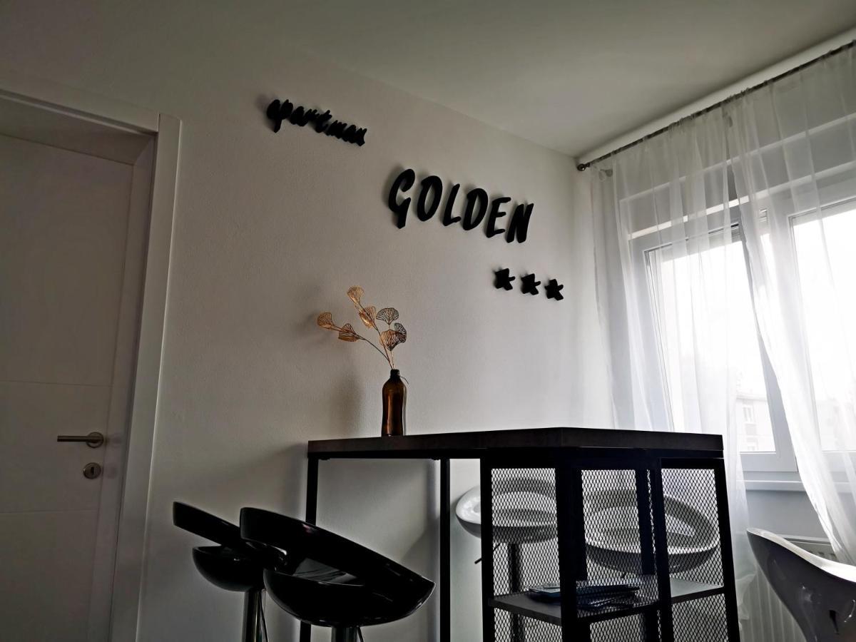 Apartamento Golden - Self Check In Osijek Exterior foto